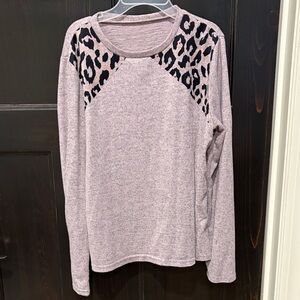 SHEIN Pink Long Sleeve Top with Leopard Print